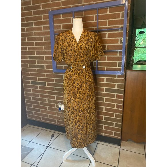 Stunning Vintage 70s Cheetah Print Dress 100% Silk by Robbie Bee - Picture 3 of 11